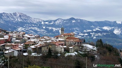Paese di Parzanica da cui inizia l'escursione