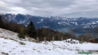 Vista su monte Guglielmo e Punta Almana