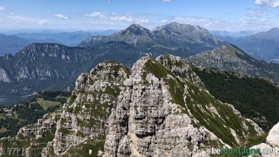 Resegone con dietro le Grigne