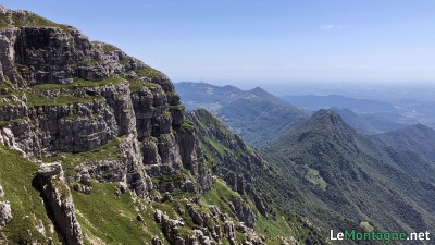 vista verso Corna Camozzera e Linzone