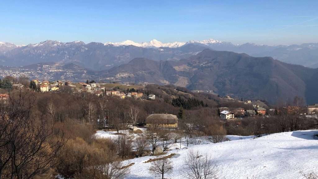 Roncola e montagne