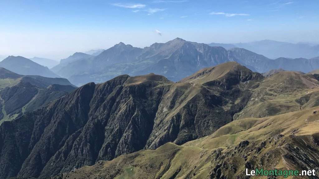 panorama dalla vetta del Pizzo dei Tre Signori