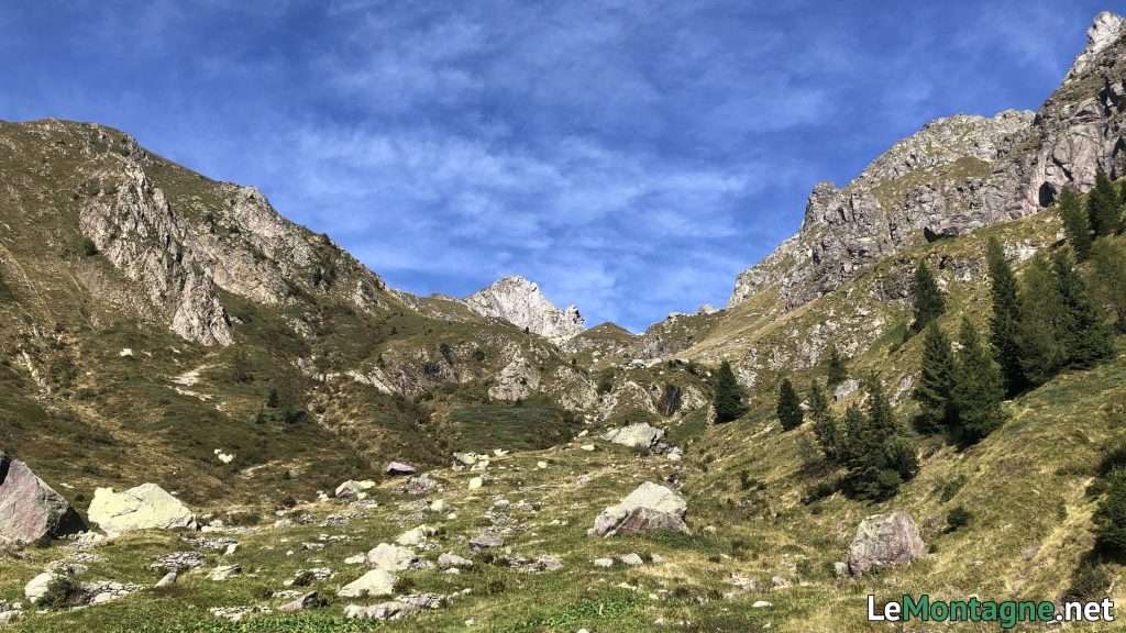 valle verso la bocchetta