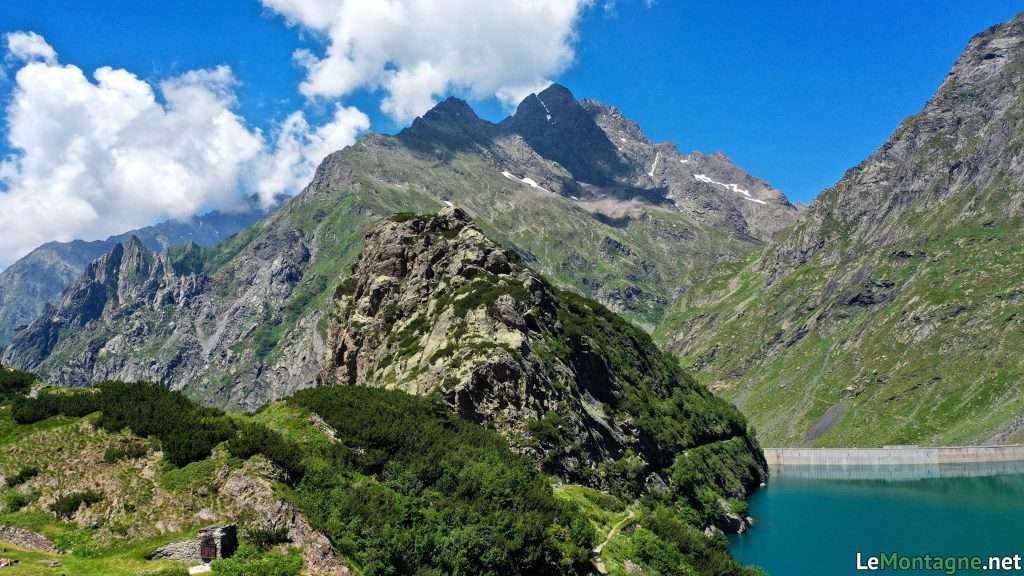rocce vicino alla diga del Barbellino