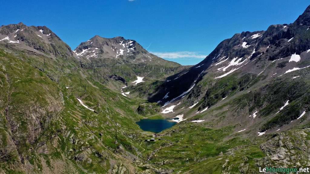 lago naturale di Barbellino